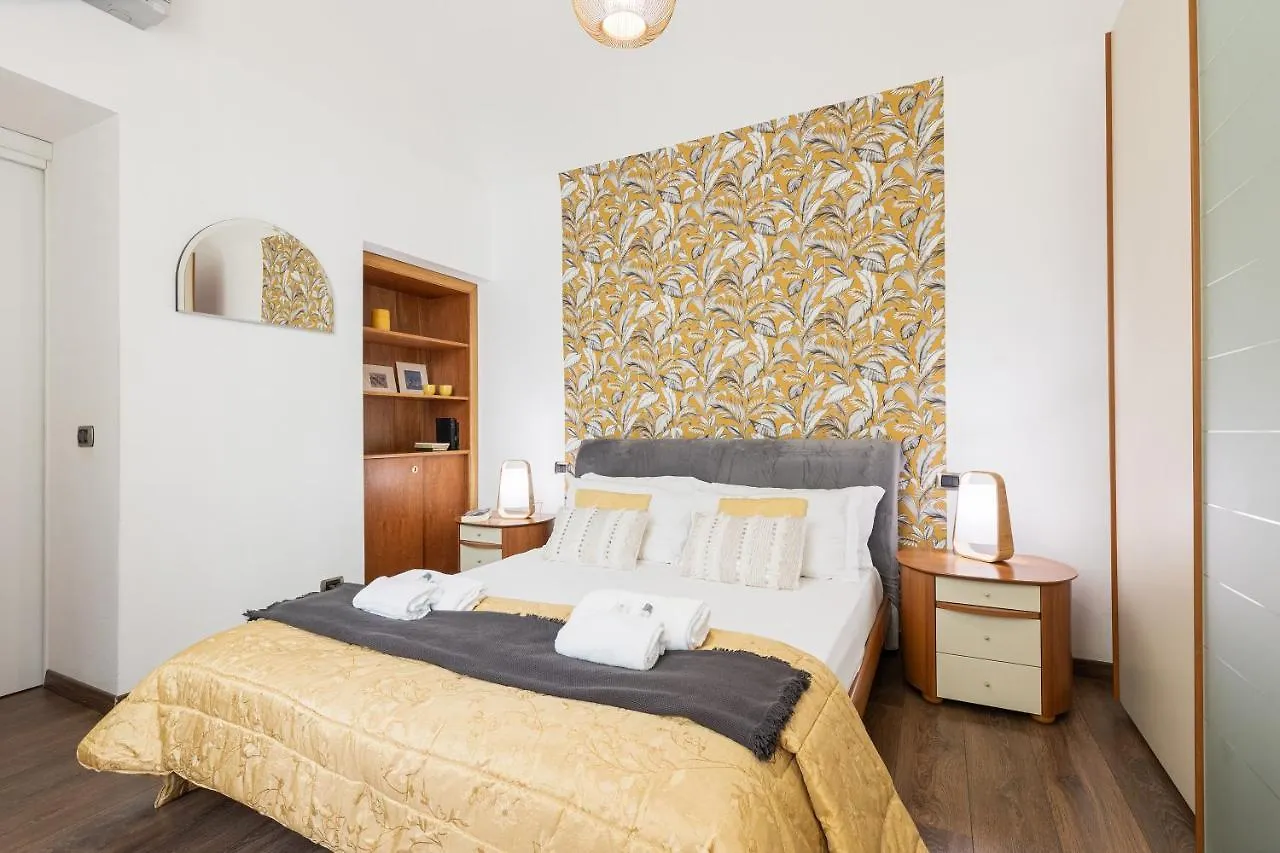 Rome As You Feel - Santamaura Vatican Apartment